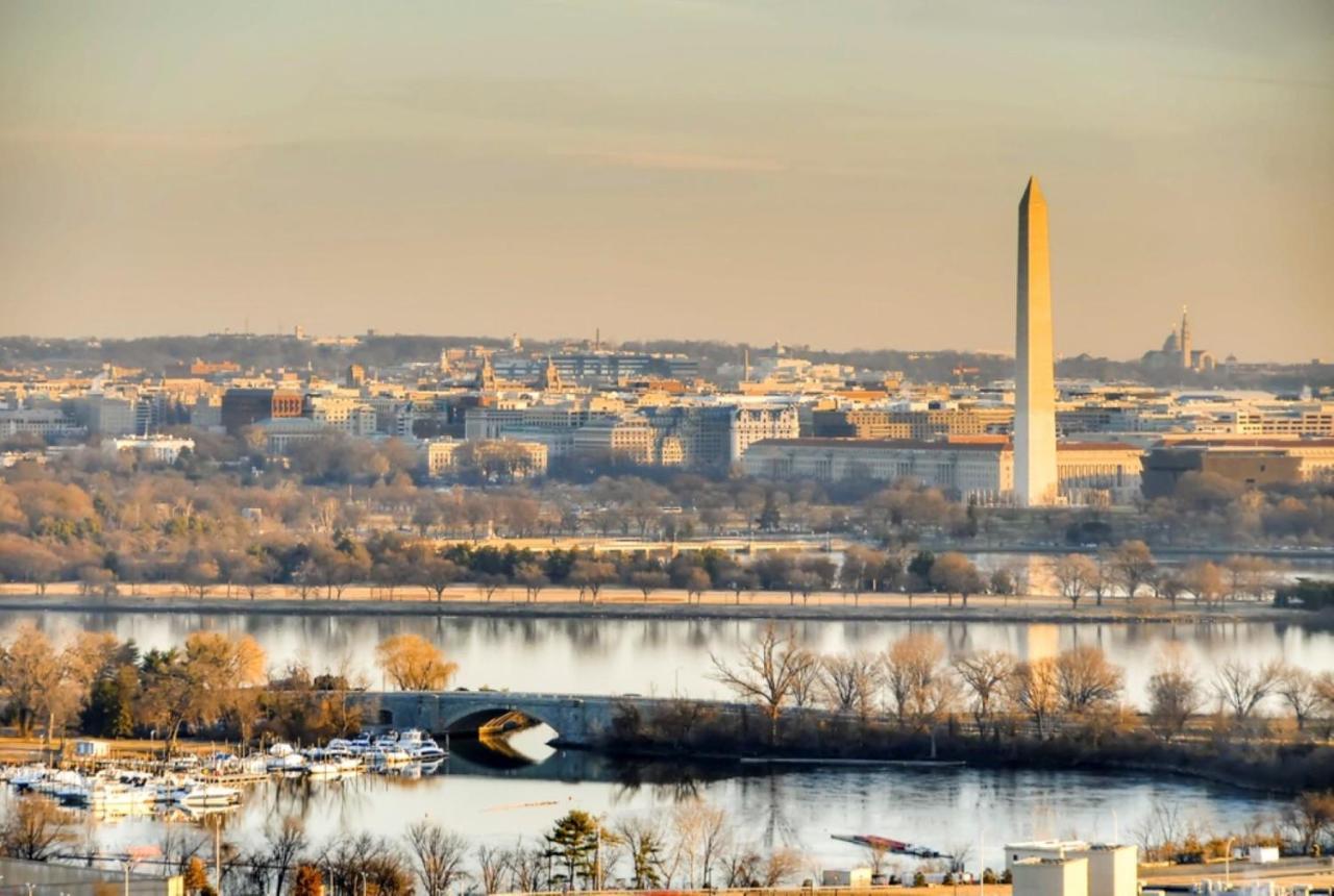 Global Luxury Suites Near Pentagon City Arlington Exterior foto
